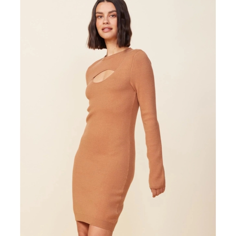 NWT Monrow Supersoft Sweater Knit Cut Out Dress, Size Small, Color Doe